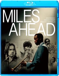 MILES AHEAD�^�}�C���X�E�f�C���B�X �󔒂̂T�N��